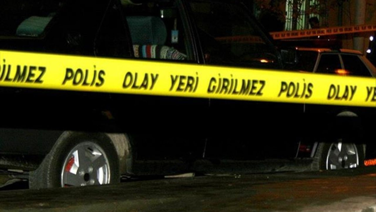 19 yaşındaki genç otomobilinde kafasından vurulmuş halde bulundu