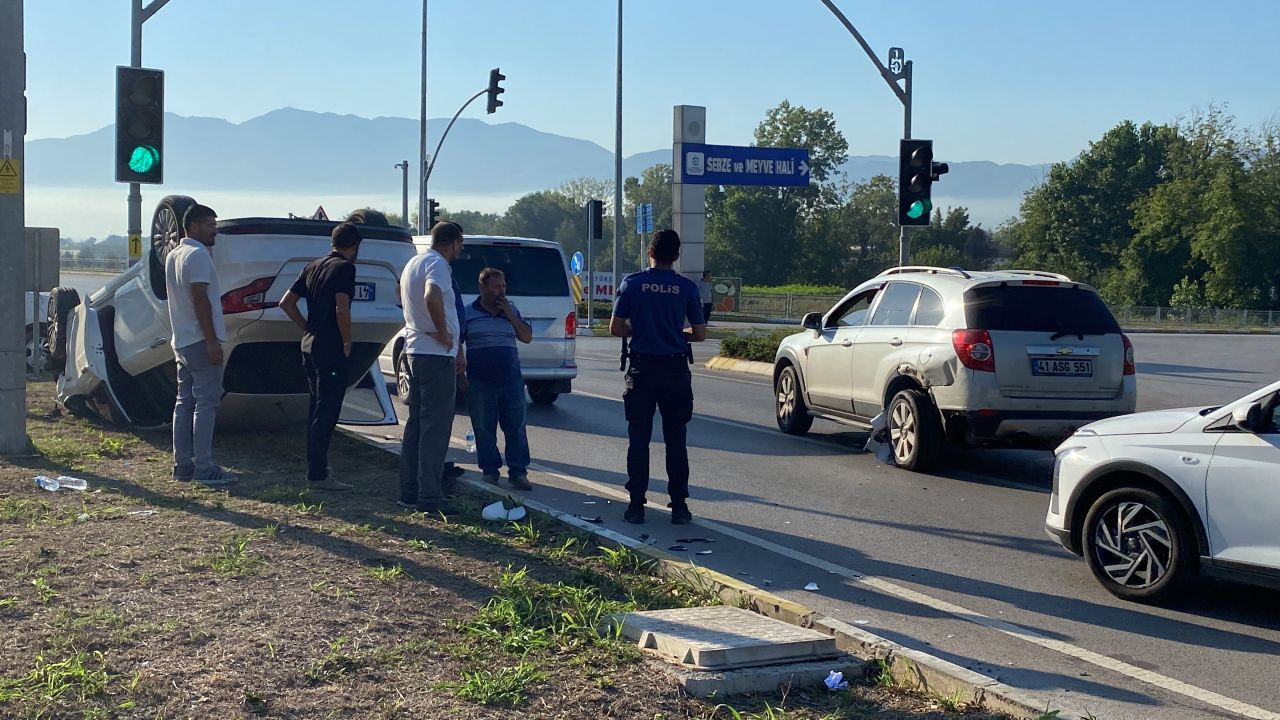 Trafik Işığında Feci Kaza: Otomobil Takla Attı - Sayfa 3