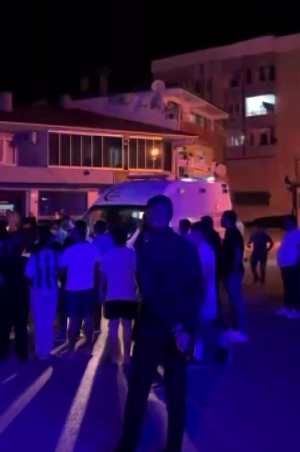 Sakarya’da Gece Yarısı Kaza: 4 Kişi Hastaneye Kaldırıldı - Sayfa 4