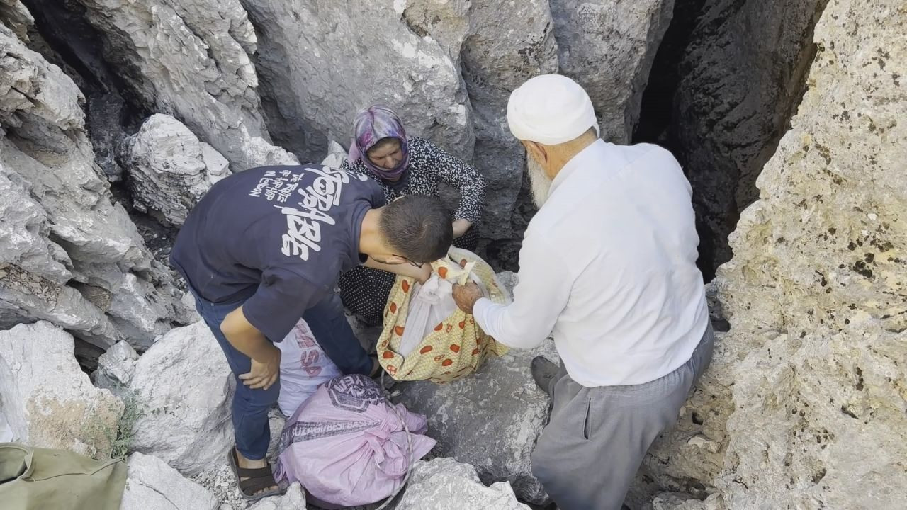 300 Yıllık Gelenek: Mağaralarda Saklanan Tulum Peyniri ve Çökelek - Sayfa 1