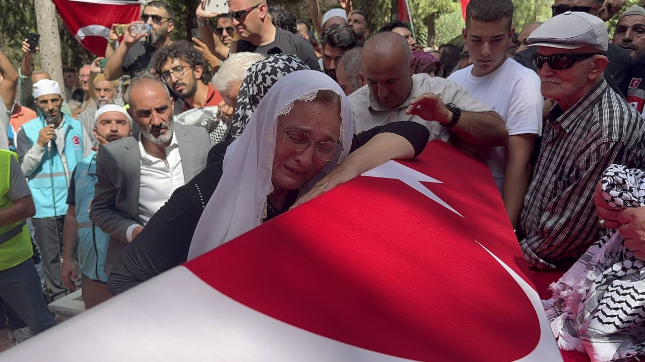 Ayşenur Ezgi Eygi'ye Son Veda: Gözyaşları Sel Oldu - Sayfa 1