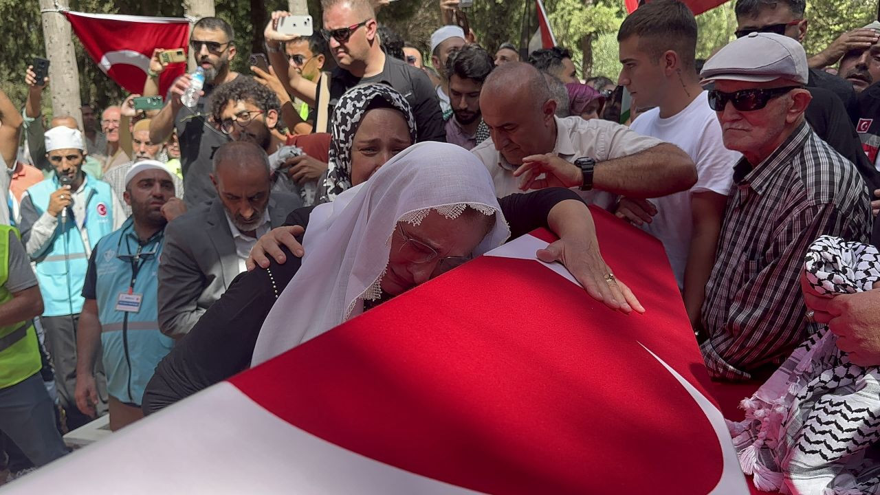 Ayşenur Ezgi Eygi'ye Son Veda: Gözyaşları Sel Oldu - Sayfa 7