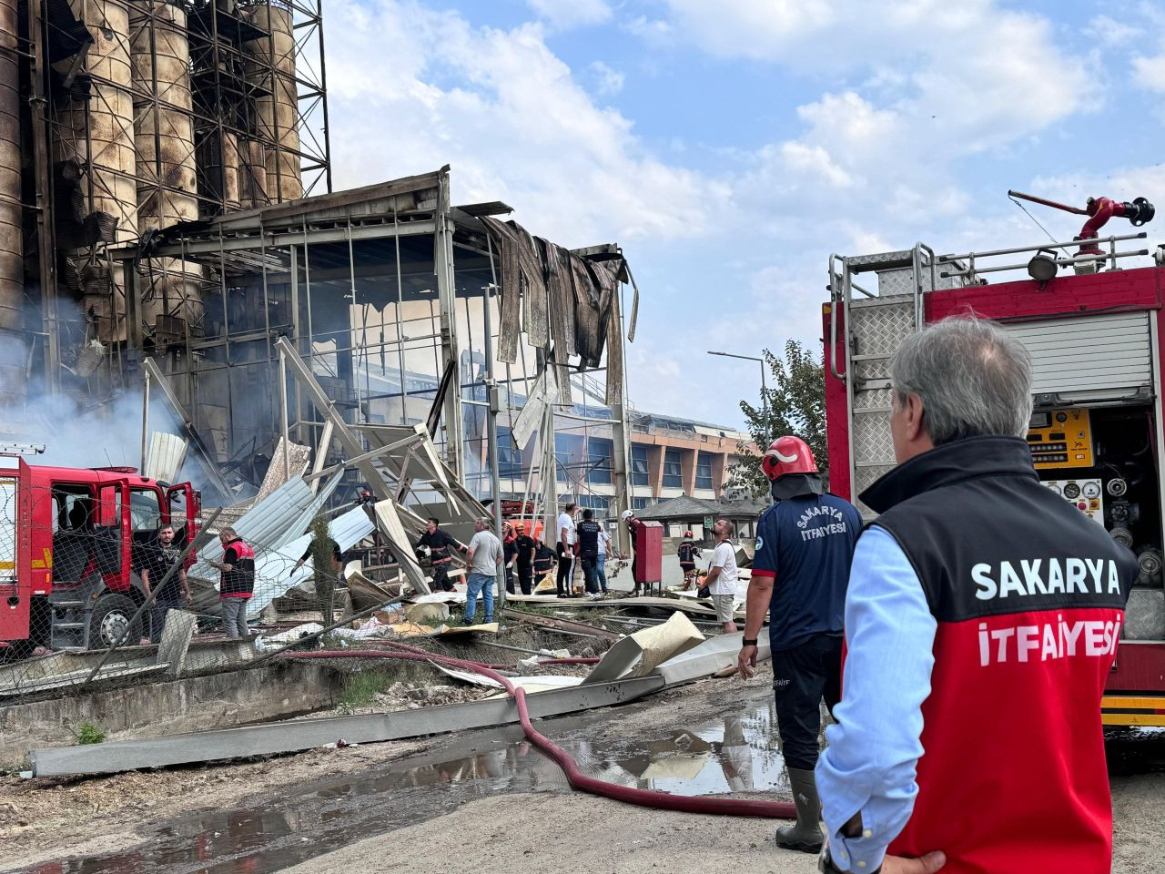 Başkan Yusuf Alemdar'dan Fabrikadaki Yangınla İlgili Açıklama: "Kontrol Altına Aldık" - Sayfa 1