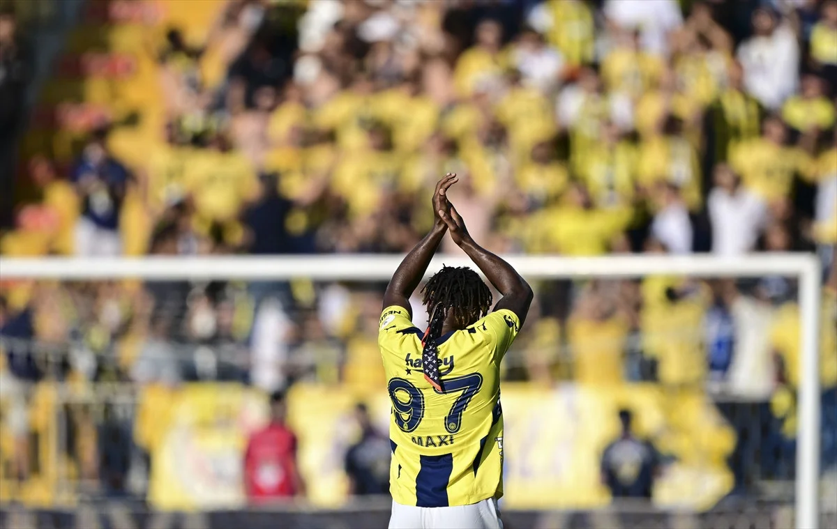 Saint-Maximin Fenerbahçe’de İlk Golünü Attı, Galibiyete Katkı Sağladı - Sayfa 4