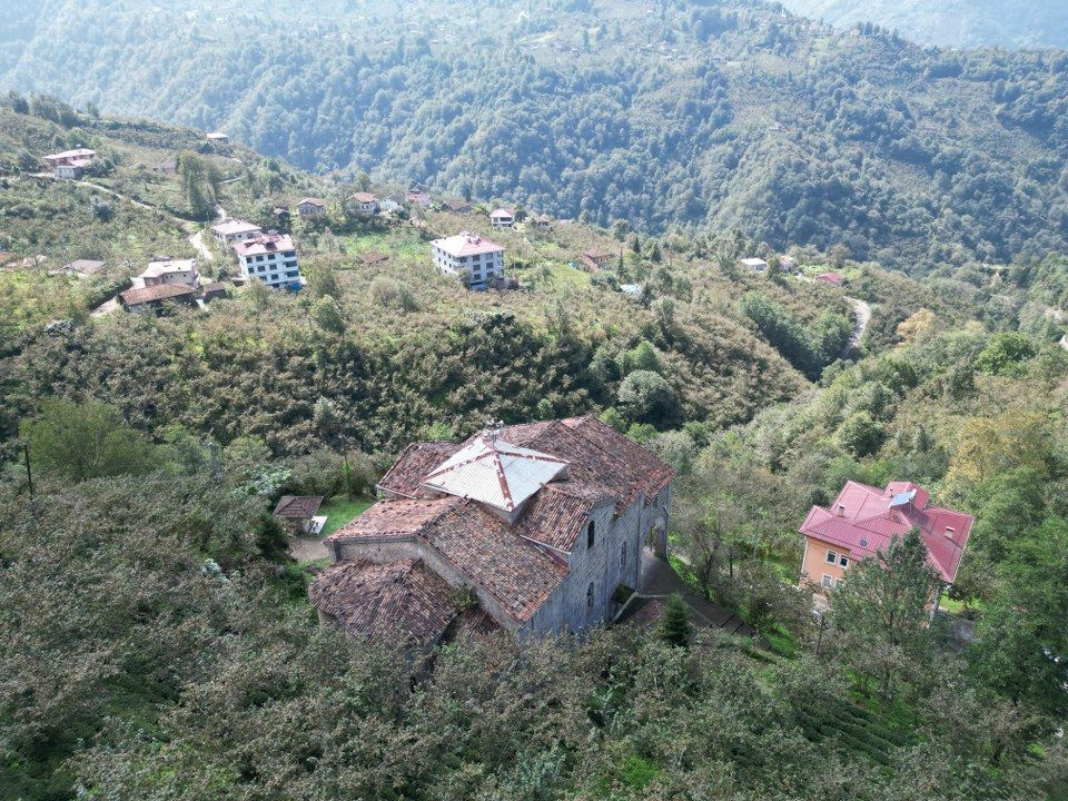 Yaklaşık bir asırdır cami olarak hizmet veriyor - Sayfa 6