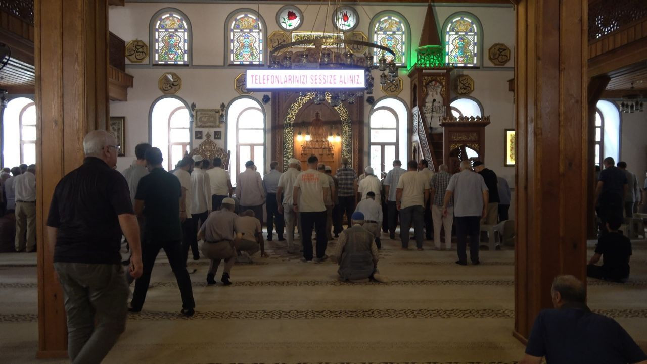 İzmit'in Asırlık Mirası: Çınarlı Cami ve Tarihi Çınar Ağaçları - Sayfa 4