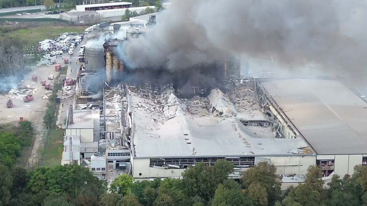 Patlamanın yaşandığı fabrika havadan görüntülendi - Sayfa 5