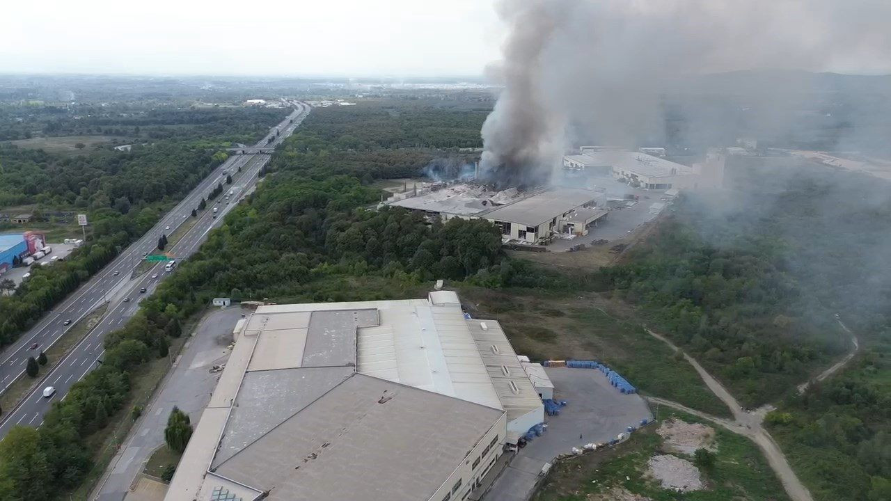 Patlamanın yaşandığı fabrika havadan görüntülendi - Sayfa 6