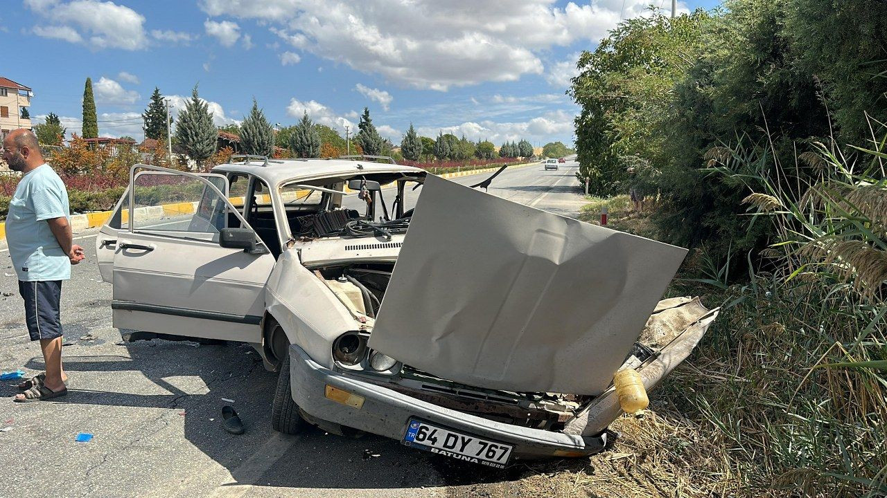 Uşak’ta otomobiller çarpıştı: 1 ölü, 4 yaralı - Sayfa 8