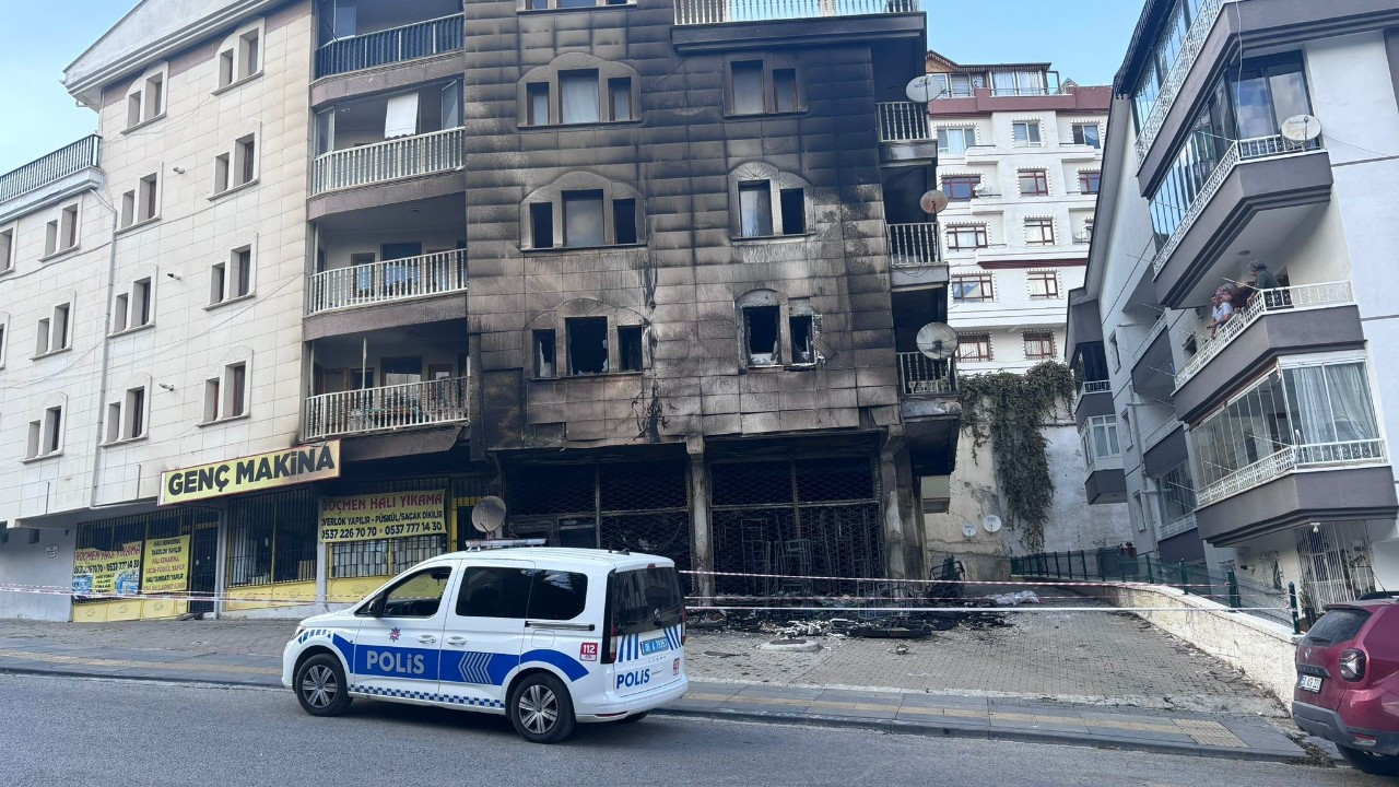 İş Yerinde Çıkan Yangın Sonucu Bina Kullanılamaz Hale Geldi