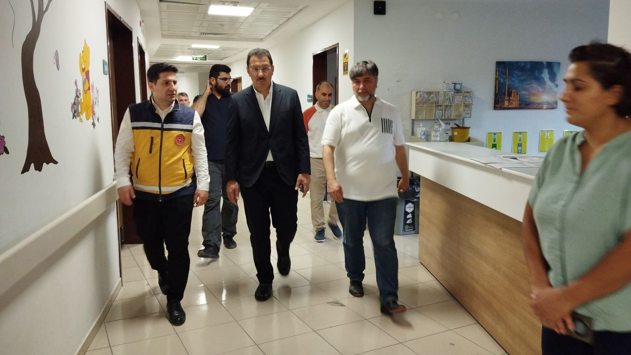 AK Parti Genel Başkan Yardımcısı Ali İhsan Yavuz, Hendek'te Patlama Sonrası Yaralıları Ziyaret Etti - Sayfa 1