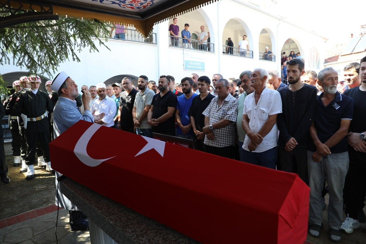 Piyade Er Mustafa Alemdar Askeri Törenle Son Yolculuğuna Uğurlandı - Sayfa 6