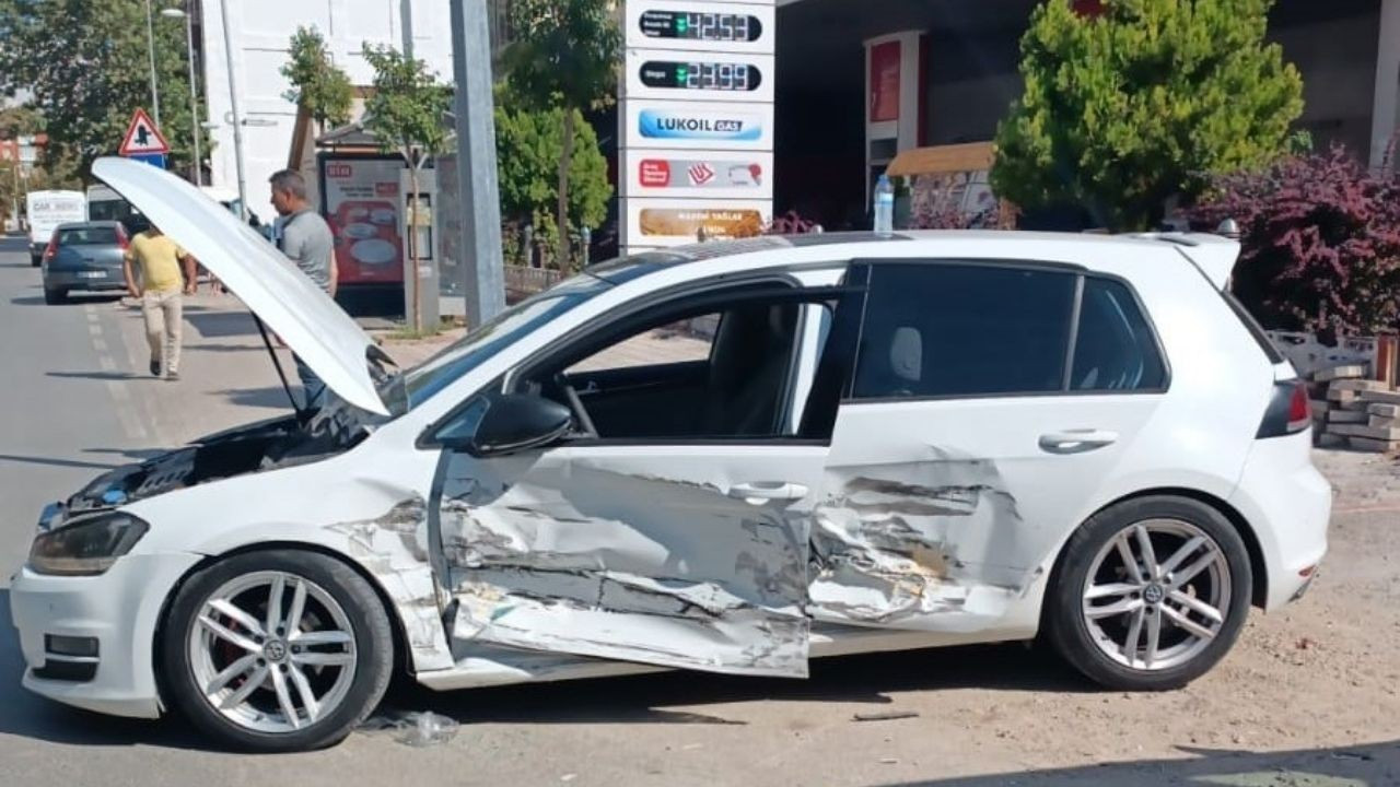 Malatya’da iki ayrı kazada 4 kişi yaralandı