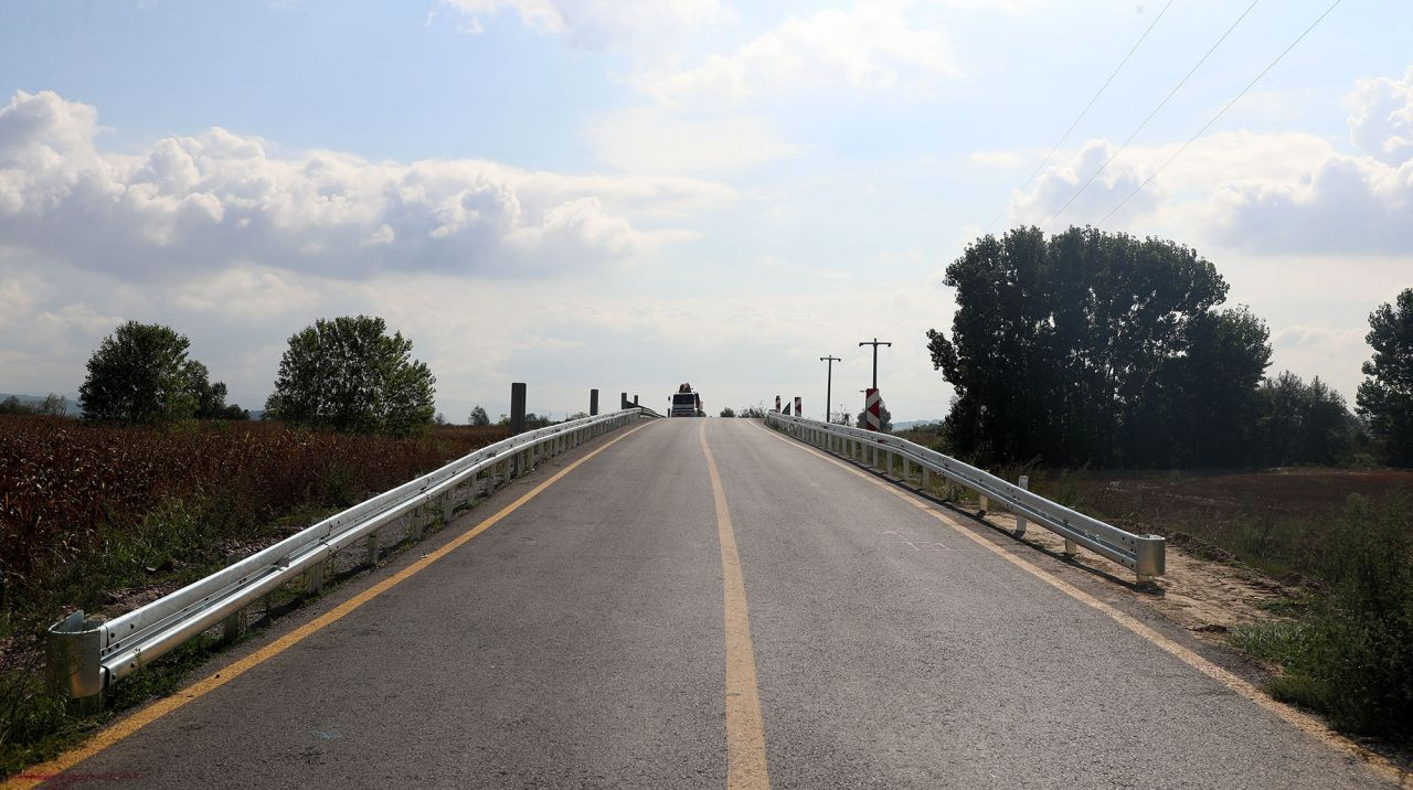 Büyükşehir’den Trafik Güvenliği İçin Çelik Bariyer Önlemi - Sayfa 3