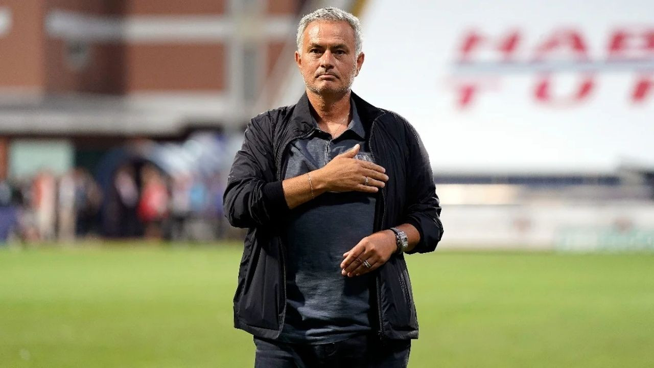 Mourinho'nun Fenerbahçe'deki İlk Derbi Heyecanı: Rakip Galatasaray