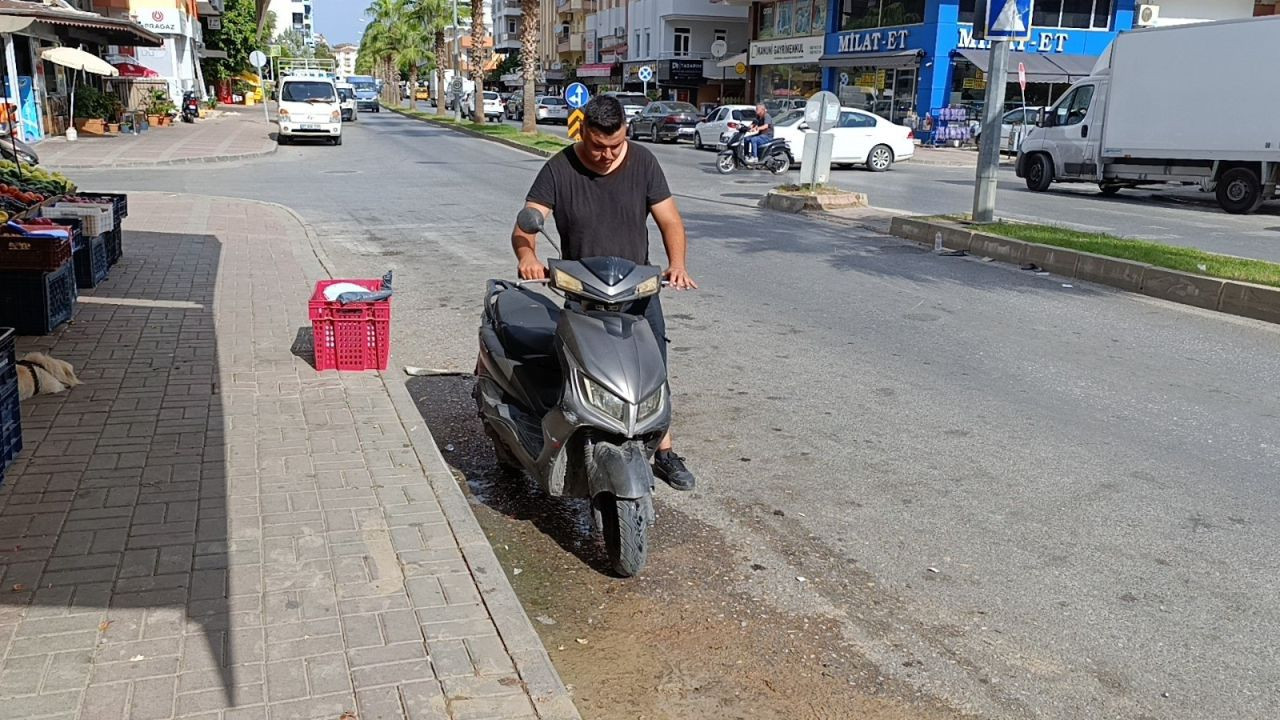 Motosiklet sürücüsünü havaya savuran kaza kamerada - Sayfa 5