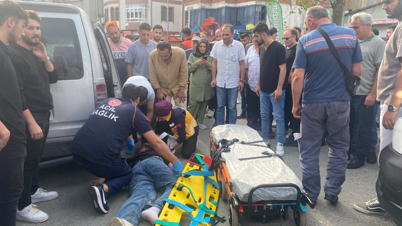 Ordu'da Motosiklet ve Hafif Ticari Araç Çarpıştı: 1'i Ağır 2 Yaralı