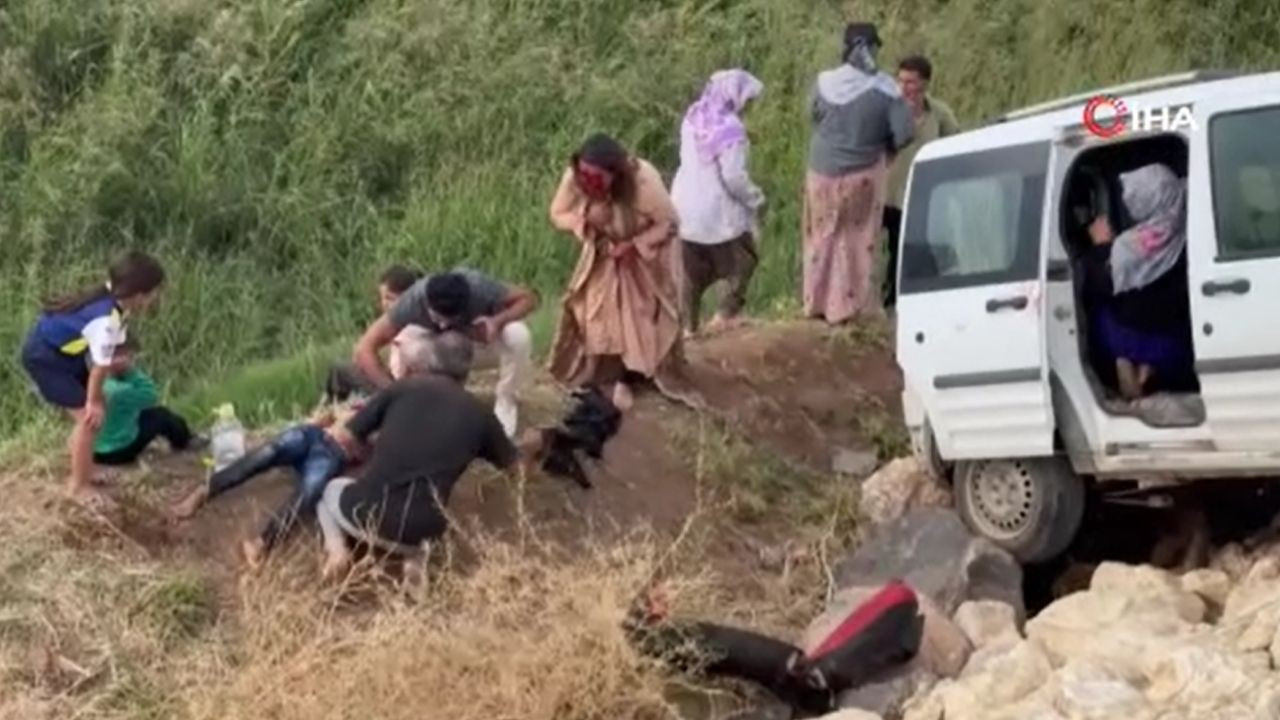 Şanlıurfa'da Düğün Yolunda Kaza: 1 Ölü, 6 Yaralı