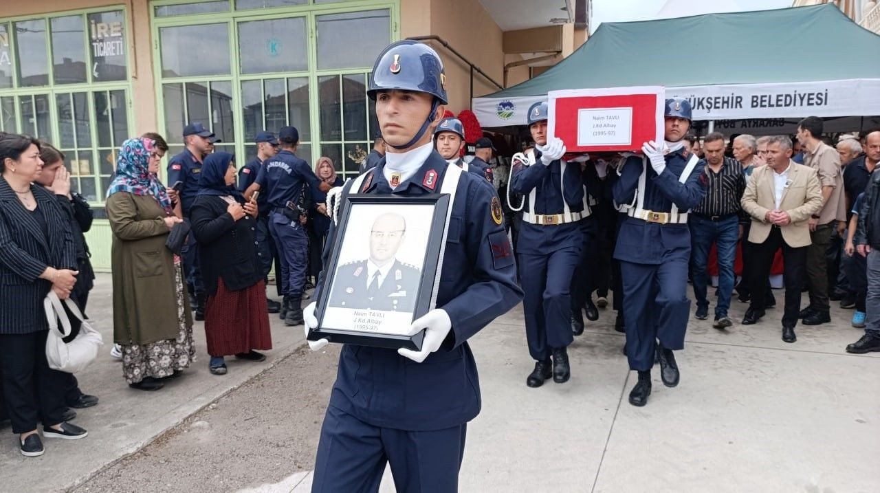 Oğlunun Nişanında Kalp Krizi Geçirmişti: Sakarya'da Toprağa Verildi - Sayfa 4