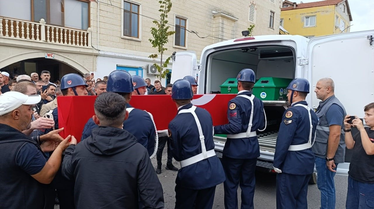 Oğlunun Nişanında Kalp Krizi Geçirmişti: Sakarya'da Toprağa Verildi - Sayfa 2