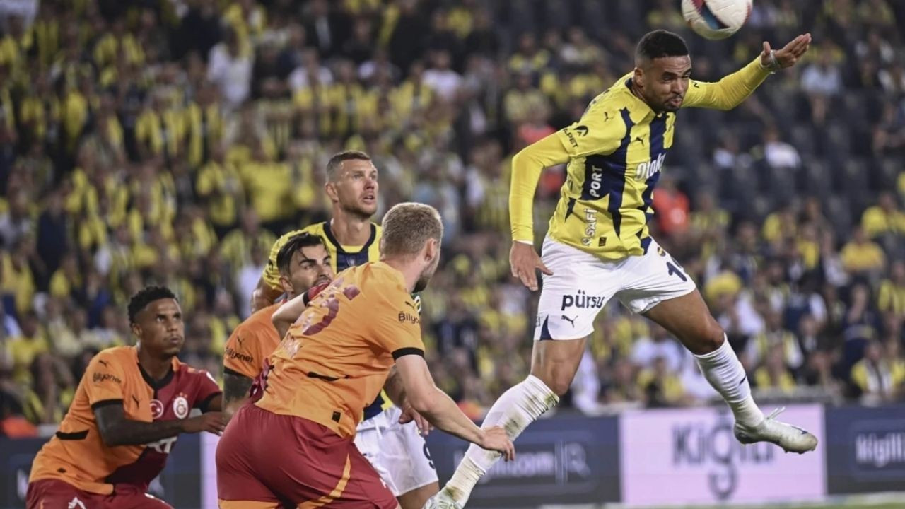 Fenerbahçe'de Youssef En-Nesyri'ye Tepkiler: Kaçan Goller Eleştiri Oklarının Hedefinde