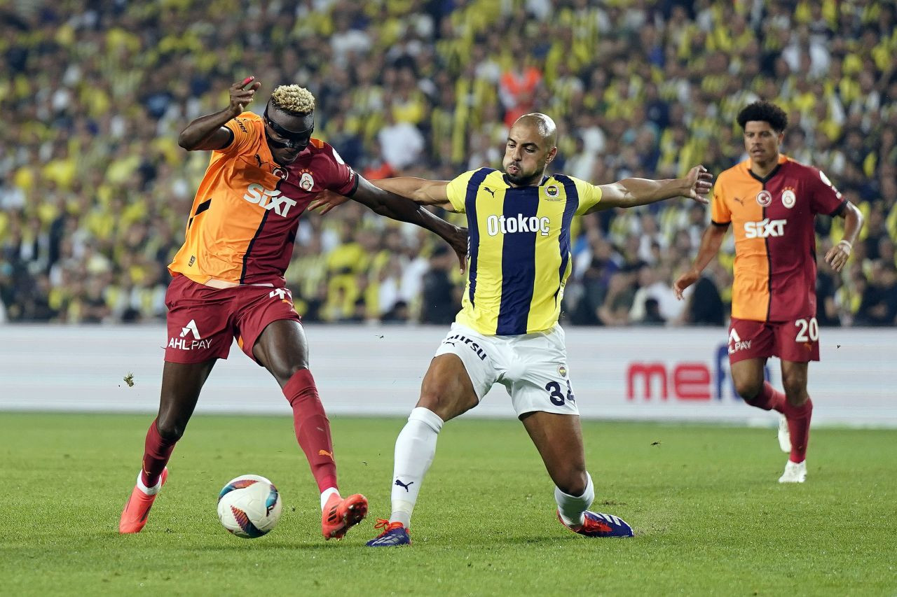 Trendyol Süper Lig Derbisinde Galatasaray Fenerbahçe'yi 3-1 Mağlup Etti - Sayfa 1