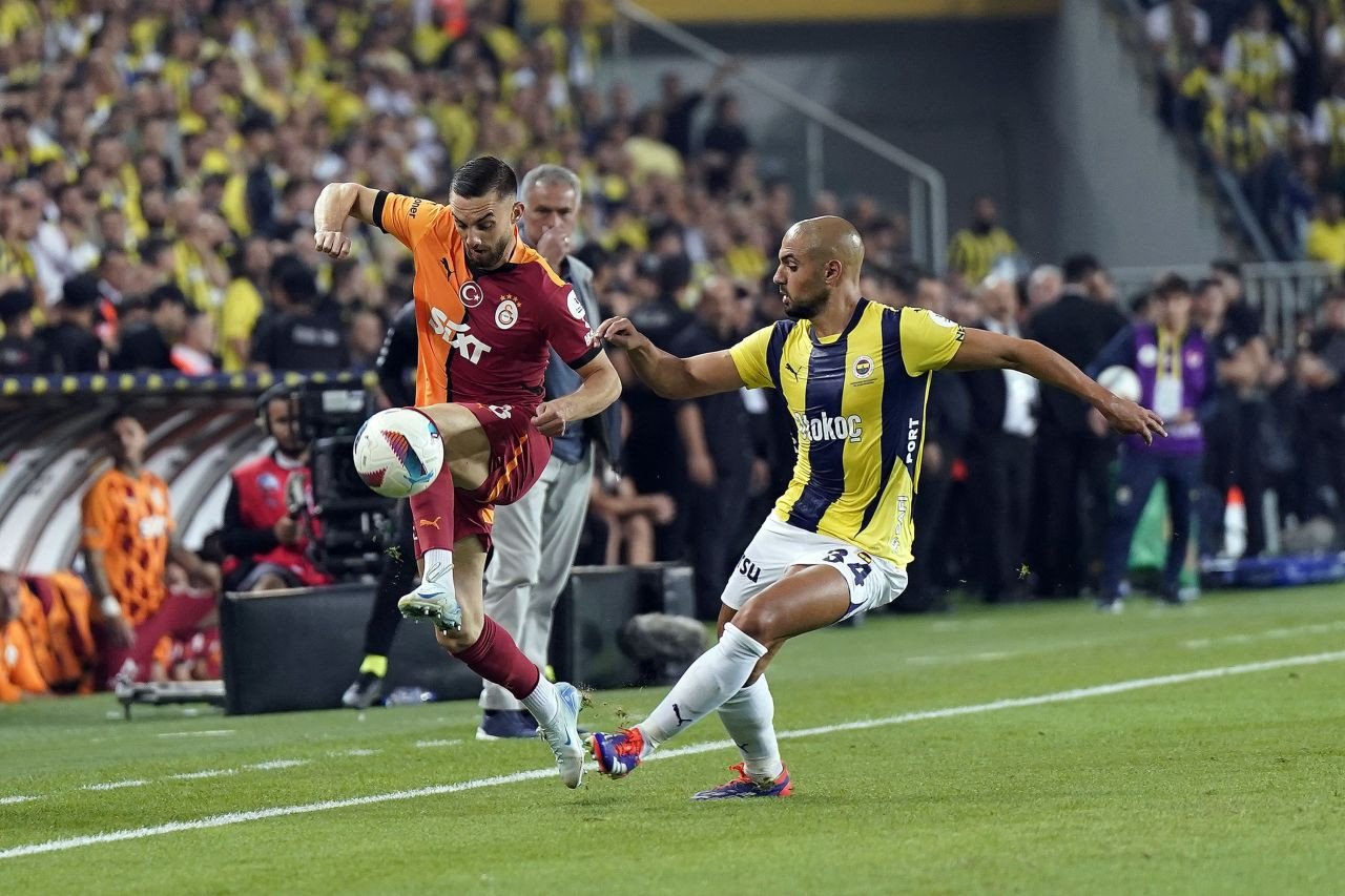 Trendyol Süper Lig Derbisinde Galatasaray Fenerbahçe'yi 3-1 Mağlup Etti - Sayfa 24