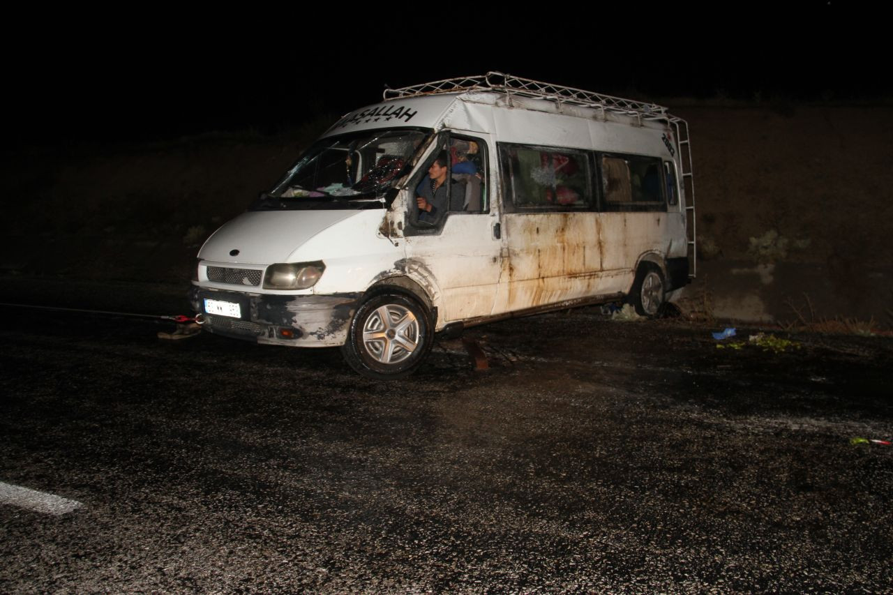 Konya'da Tarım İşçilerini Taşıyan Minibüs Devrildi: 12 Yaralı - Sayfa 4