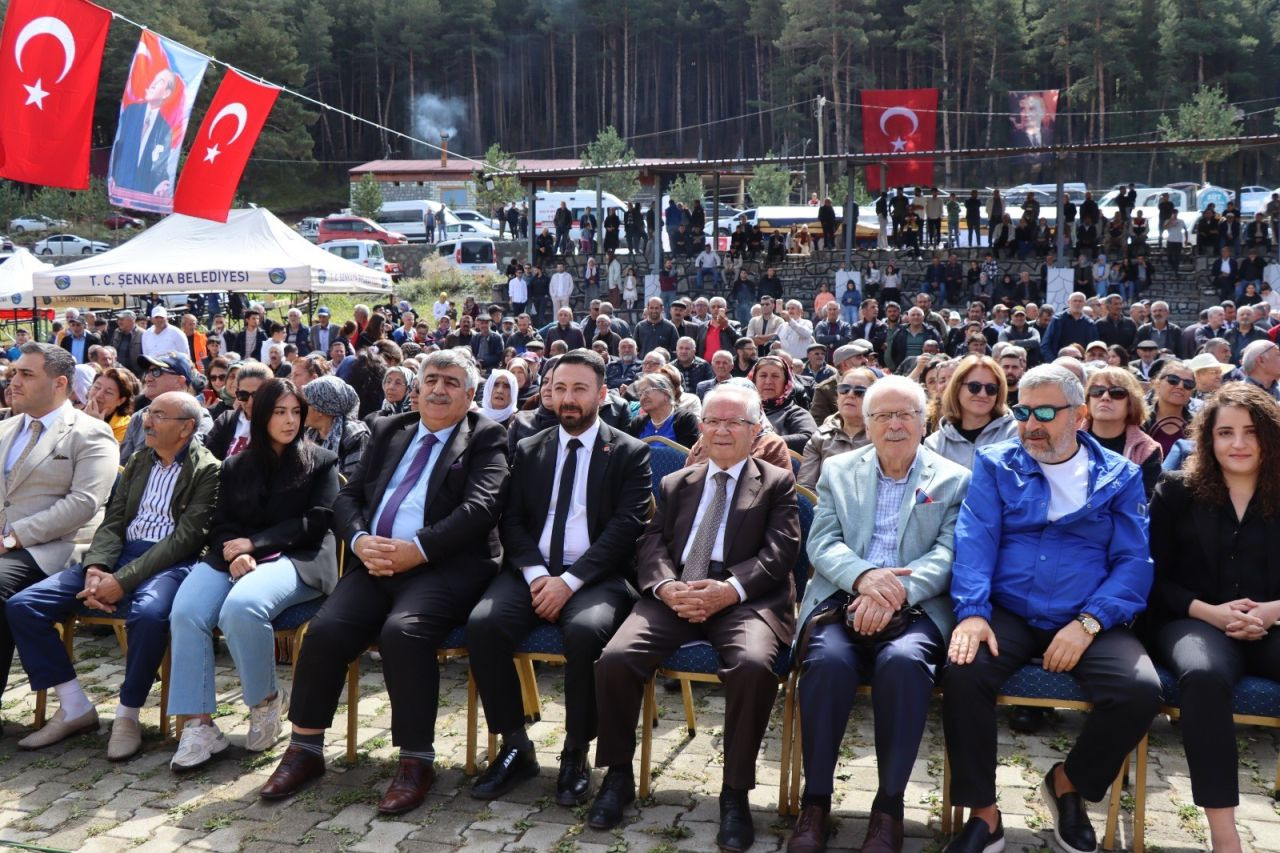 Şenkaya Bal Festivali’nde Coşkulu Anlar - Sayfa 4