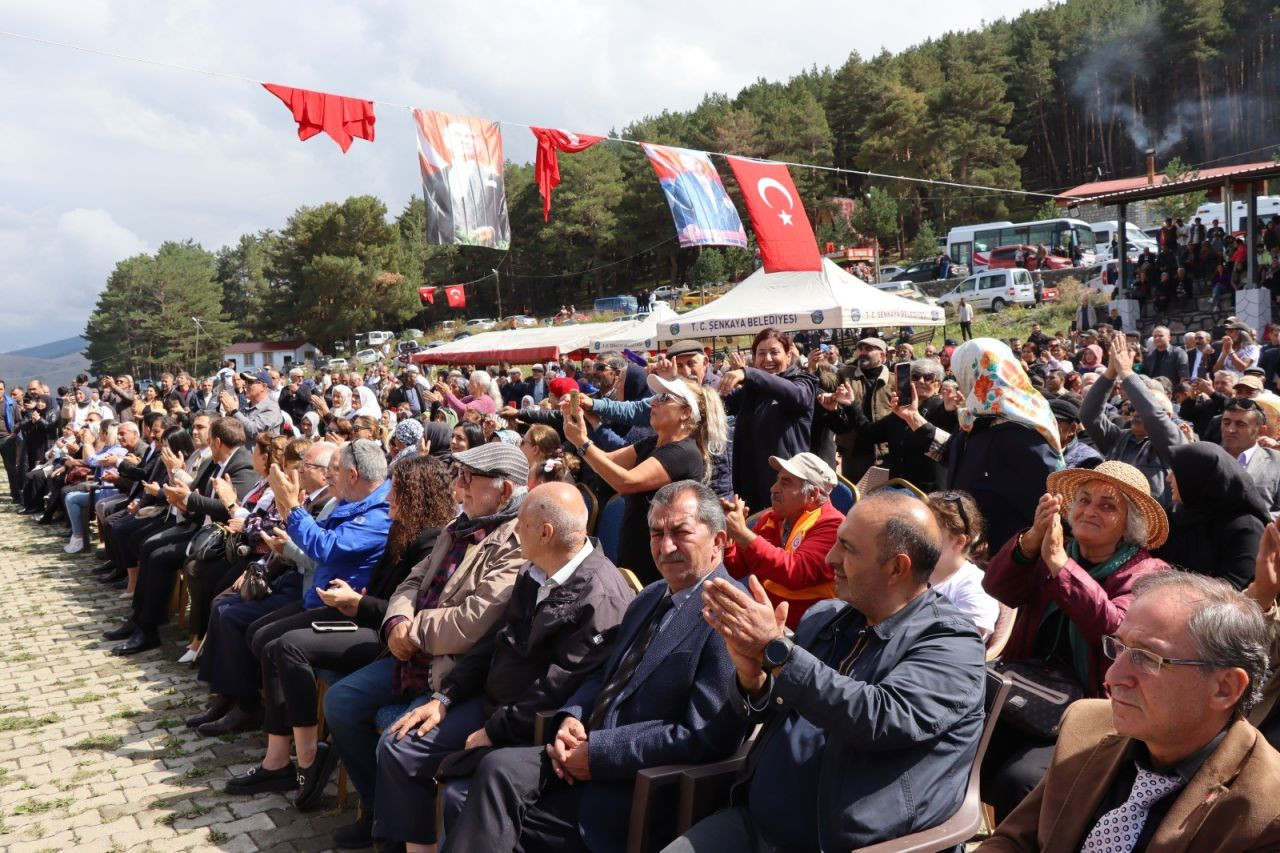 Şenkaya Bal Festivali’nde Coşkulu Anlar - Sayfa 1