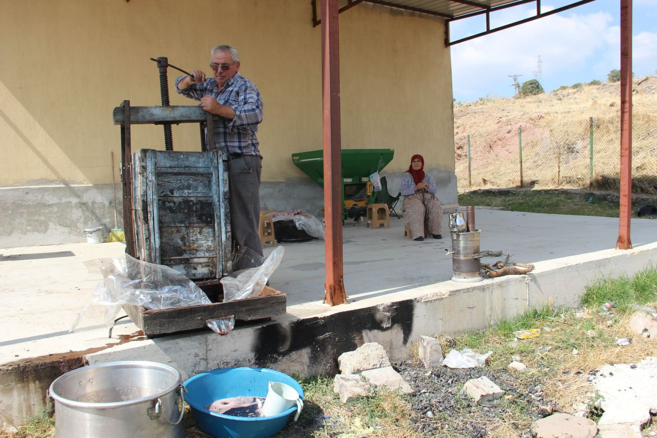 Manisa’da Pekmez Kazanları Kaynamaya Başladı - Sayfa 5