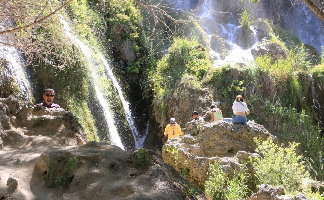 Girlevik Şelalesi’nde Hafta Sonu Yoğunluğu: Yerli ve Yabancı Turistlerin Gözdesi - Sayfa 2