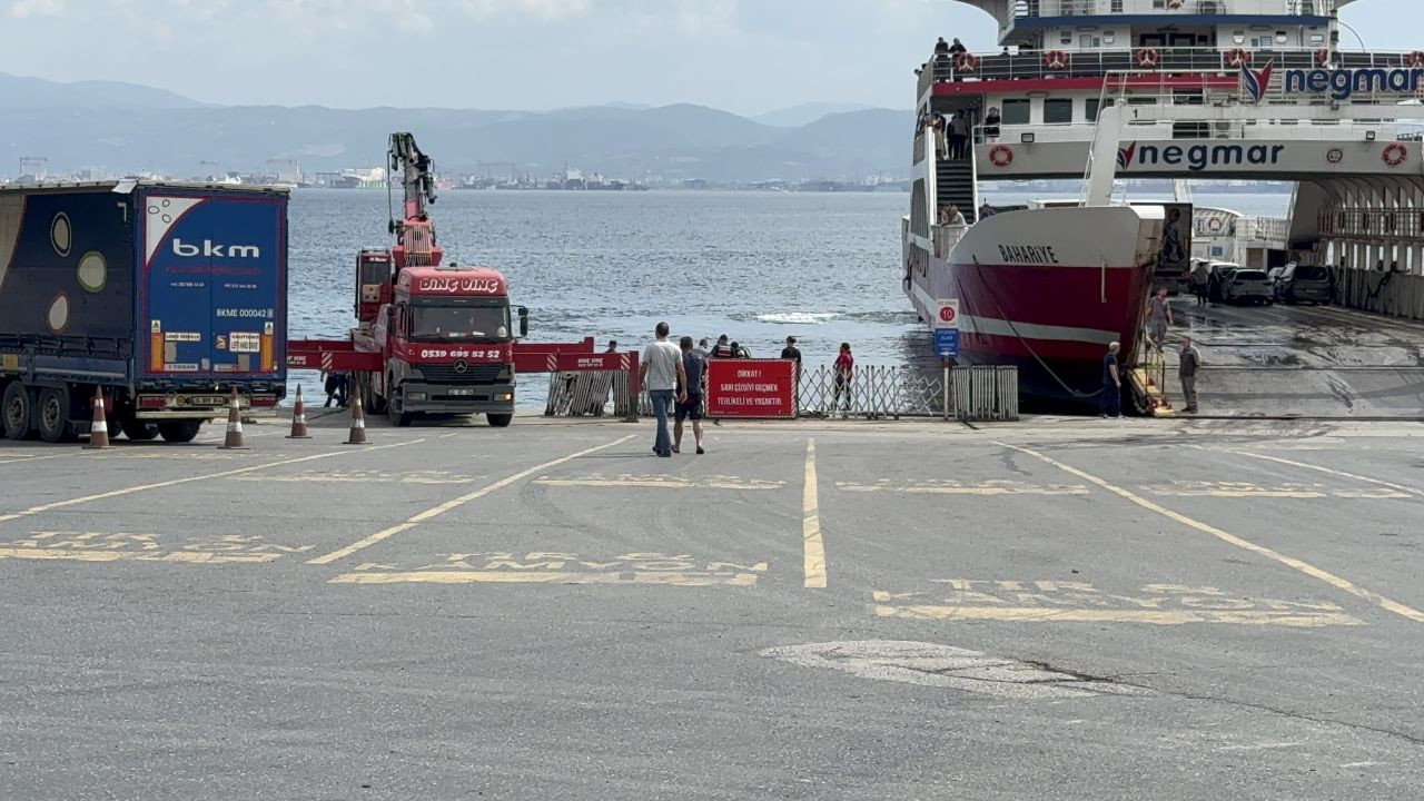 Kocaeli'de Freni Boşalan Tır Denize Uçtu: Şans Eseri Can Kaybı Yok - Sayfa 5