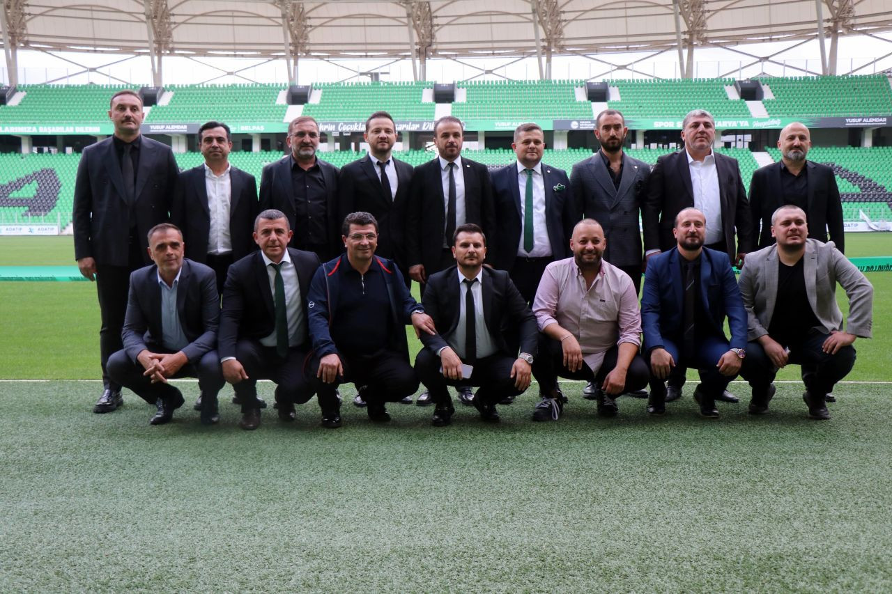 Sakaryaspor’da 3. Cumhur Genç Dönemi Başladı: Kongreden Görüntüler - Sayfa 11