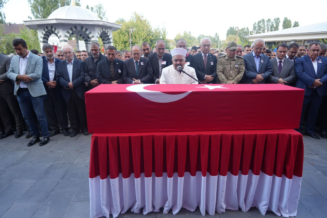 Pençe-Kilit Şehidi Piyade Er Maşallah Abakay, Memleketi Muş’ta Son Yolculuğuna Uğurlandı - Sayfa 5