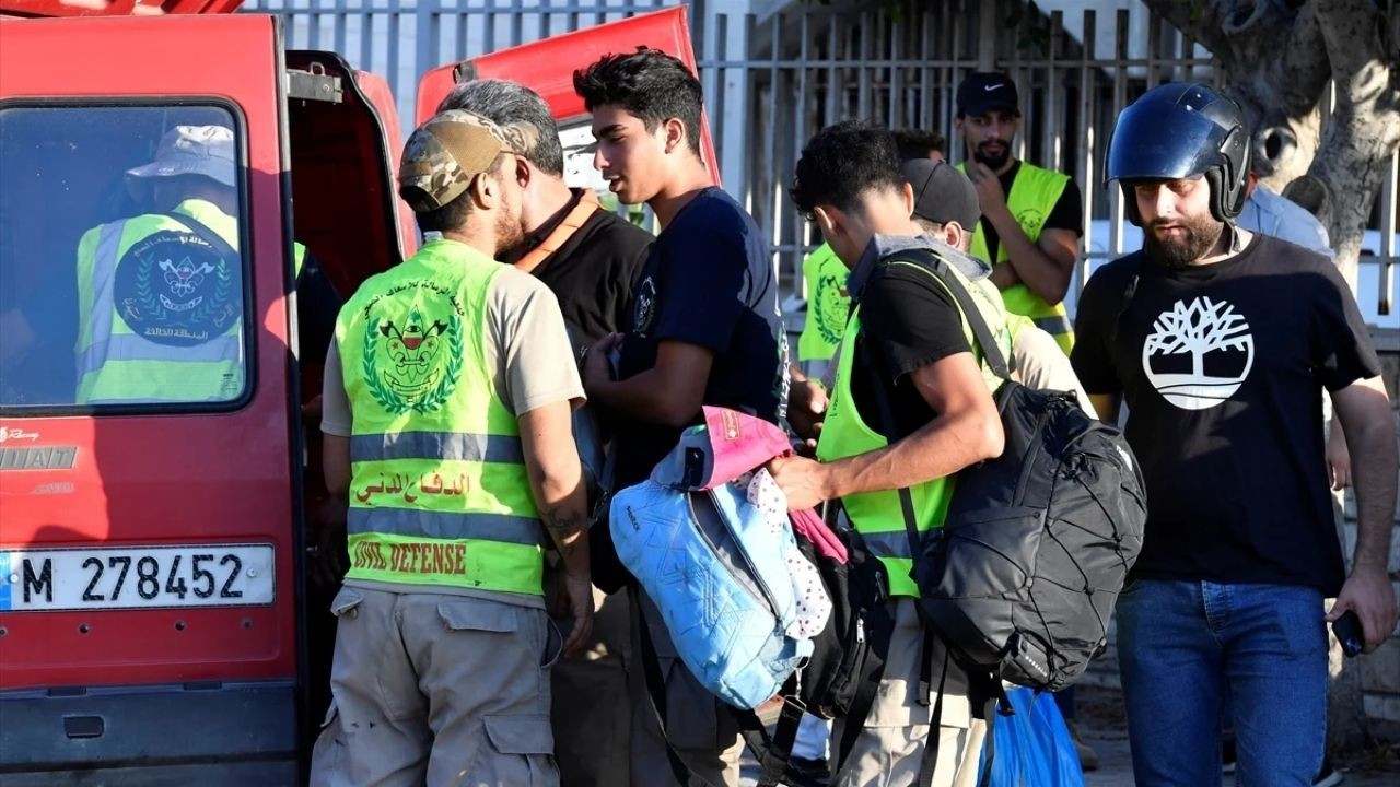 İsrail Saldırıları Sonrası Lübnan'da Büyük Göç Dalgası!