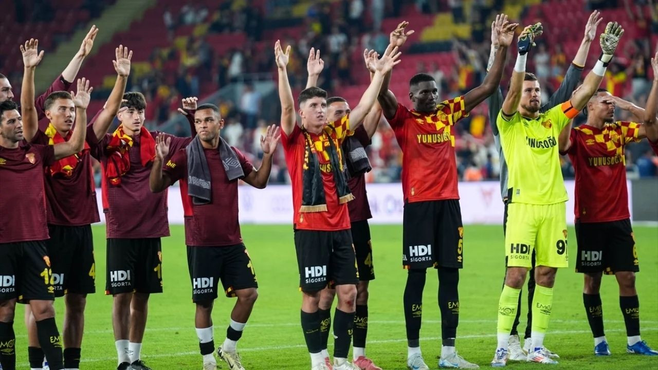 Göztepe, Evinde Kayserispor'u 3 Golle Yıktı!