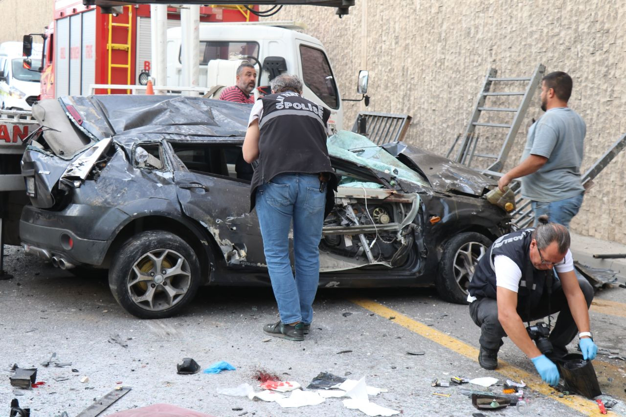 Denizli’de Köprülü Kavşakta Feci Kaza! 1 Ölü, 2 Ağır Yaralı - Sayfa 9