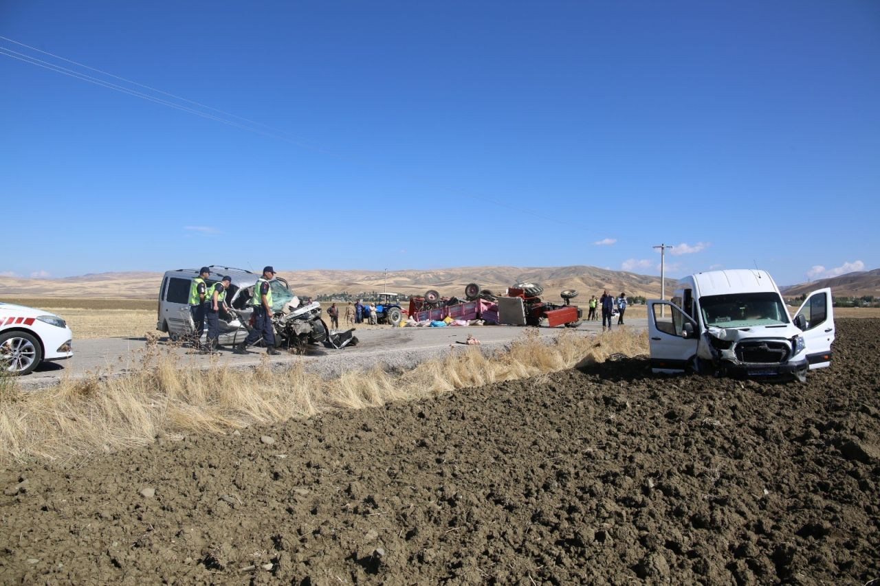 Muş’ta Zincirleme Trafik Kazası: 10 Kişi Yaralandı - Sayfa 2