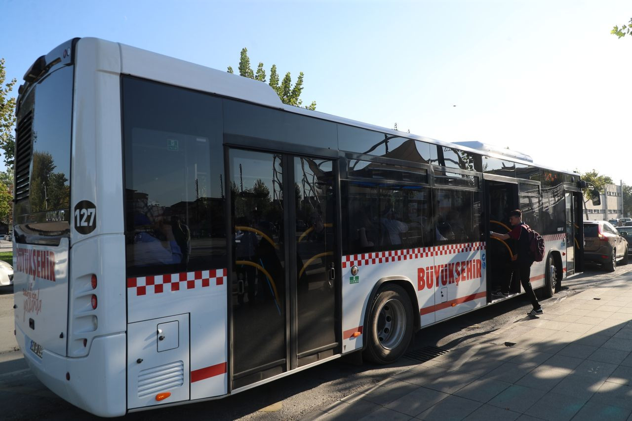 Sakarya Ulaşımda Yeni Döneme Giriyor: Başkan Alemdar’dan Stratejik Hamleler - Sayfa 6