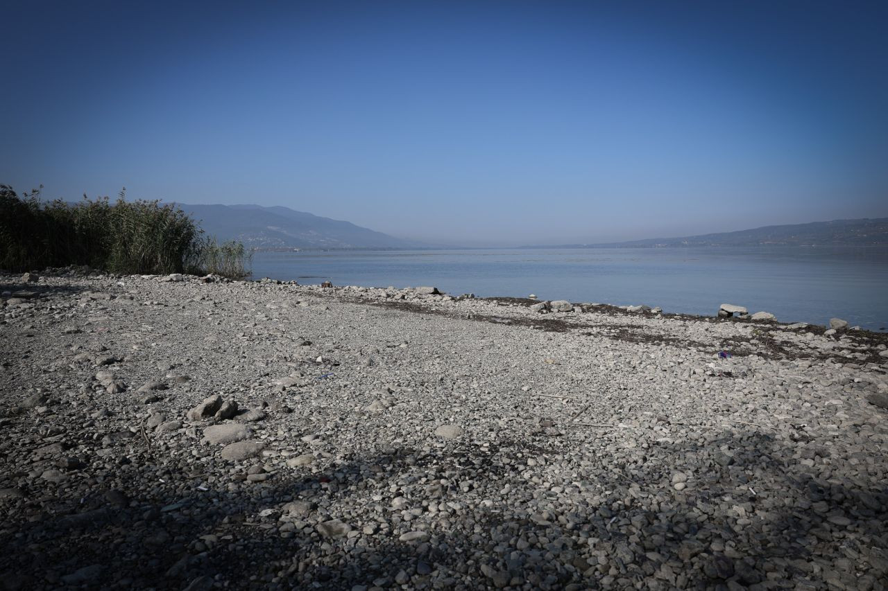 Sakarya'nın su kaynağı kuruyor! Sapanca Gölü’nün son hali fotoğraflandı - Sayfa 6