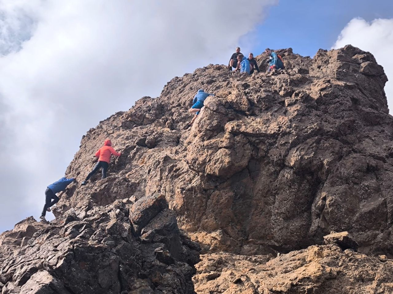 Çekyalı Turistler Yüksekova’nın Doğal Güzelliklerine Hayran Kaldı - Sayfa 9