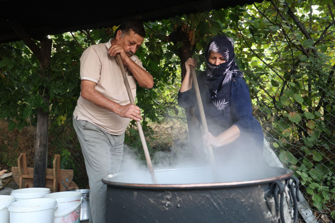 Elazığ’da Bağ Bozumuyla Birlikte ‘Orcik’ Mesaisi Başladı - Sayfa 3