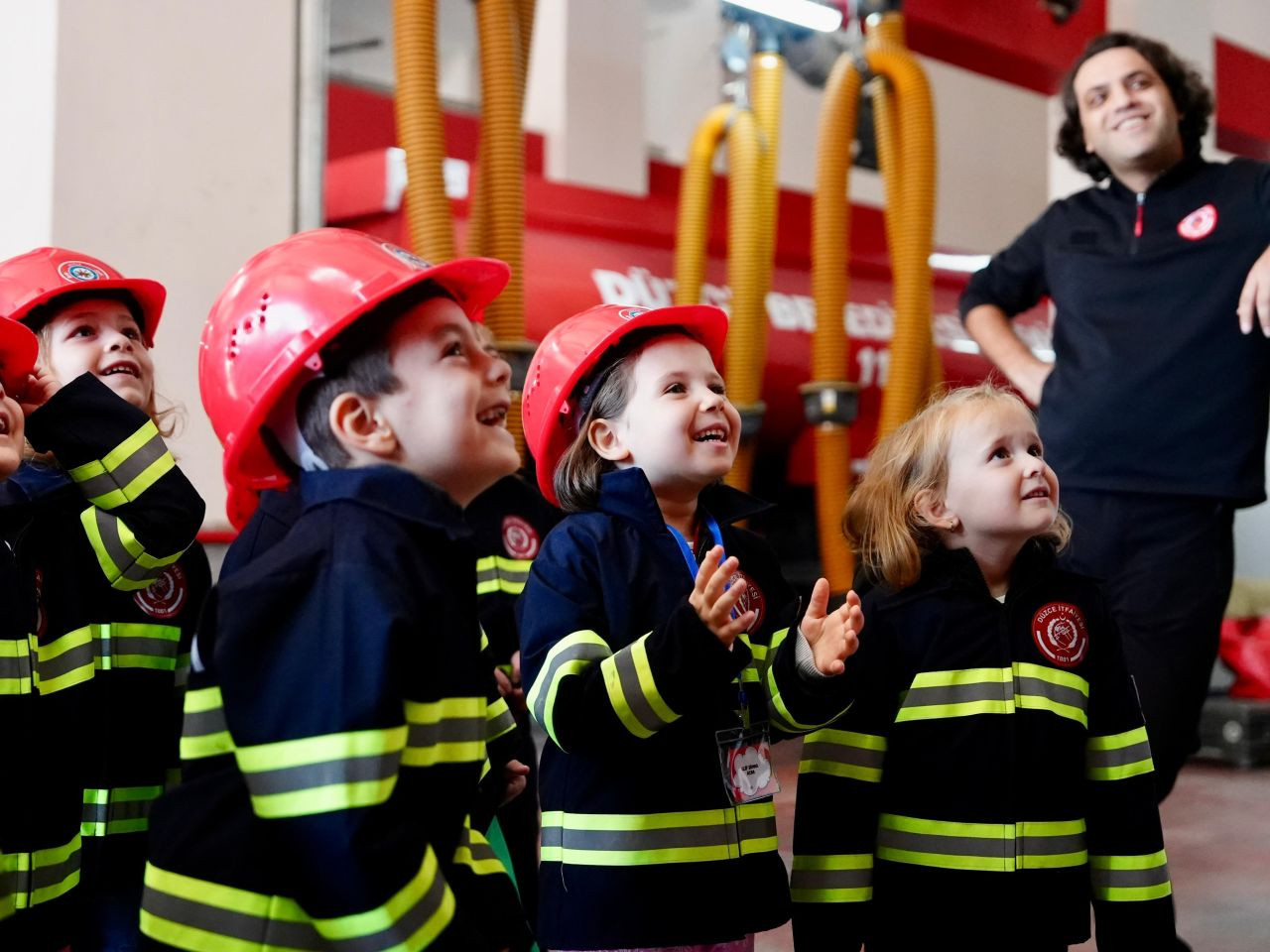 Minik İtfaiyeciler Düzce'de Görev Başında: Unutulmaz Bir Deneyim Yaşadılar - Sayfa 3