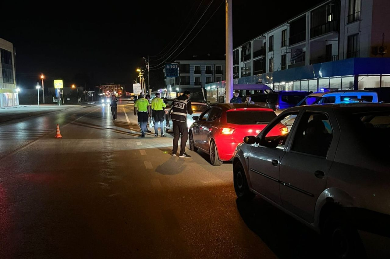 Sakarya'da Uyuşturucu ve Silah Operasyonu: İki Şahıs Gözaltında - Sayfa 6