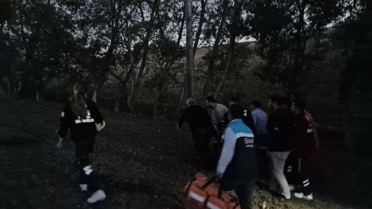 Odun Kesmek İçin Araziye Gitti: Yaşlı Adam Yaralı Bulundu