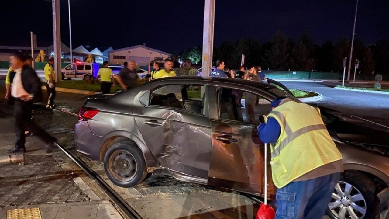 Kayseri’de Trafik Kazasında 5 Kişi Yaralandı, Sürücü Kaçtı