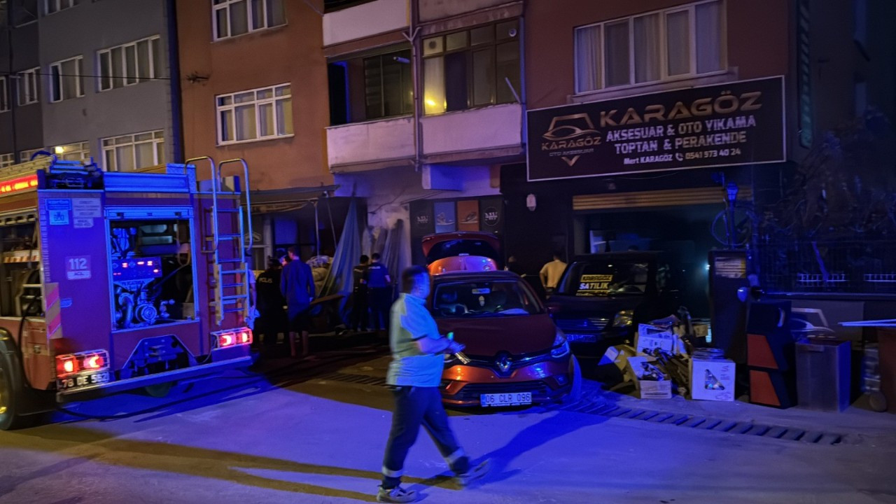 Karabük'te İş Yerinde Yangın: Maddi Hasar Meydana Geldi