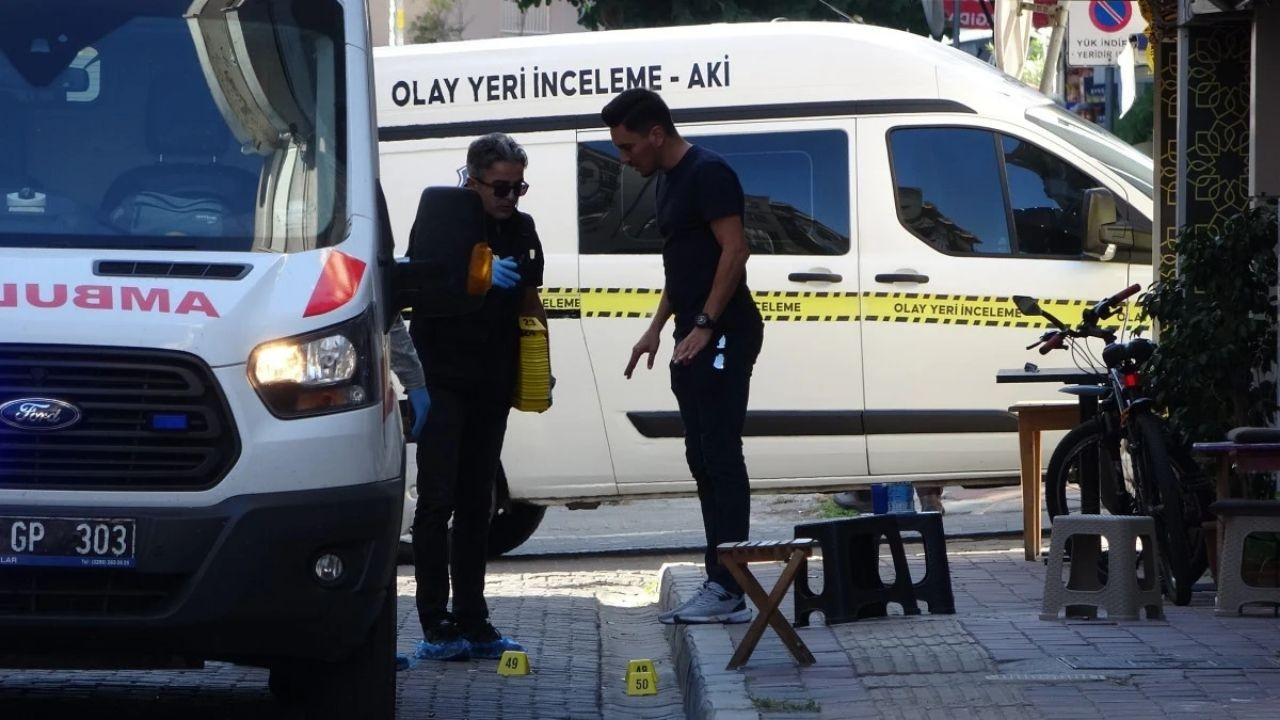 Çanakkale'de Alacak Verecek Kavgasında 6 Kişi Yaralandı