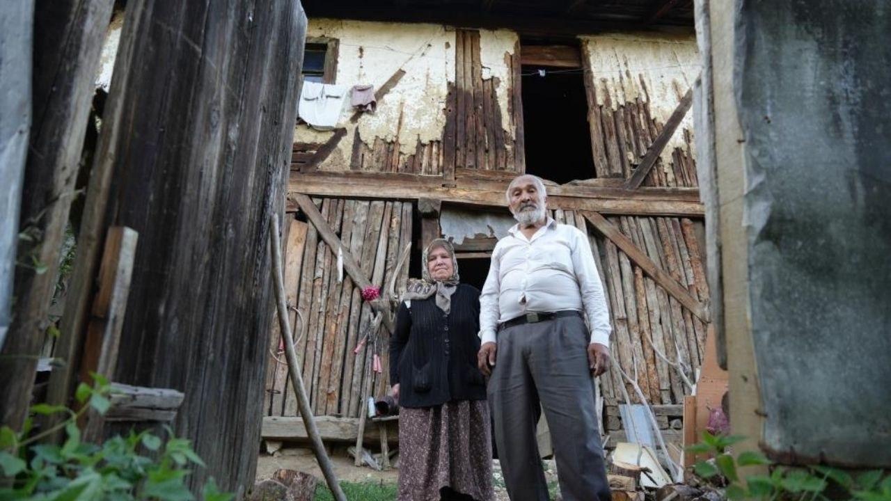 Yürek Burkan Hikaye: Polis Memuru, Borçlu Çiftin Kredisiyle İlgilendi